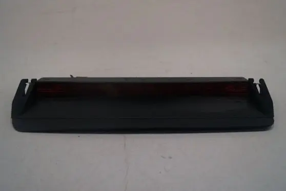 Volkswagen PASSAT CC Third/center stoplight 0336300