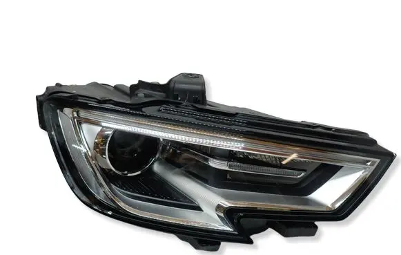 Audi A3 S3 8V Headlight/headlamp 8V0941006H 90104609 3988141