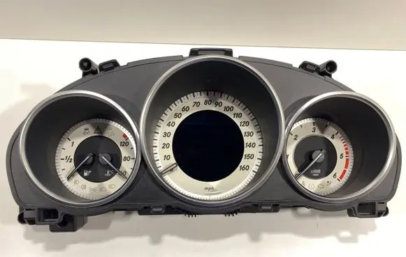 Mercedes-Benz E W212 Speedometer (instrument cluster) A2129001025