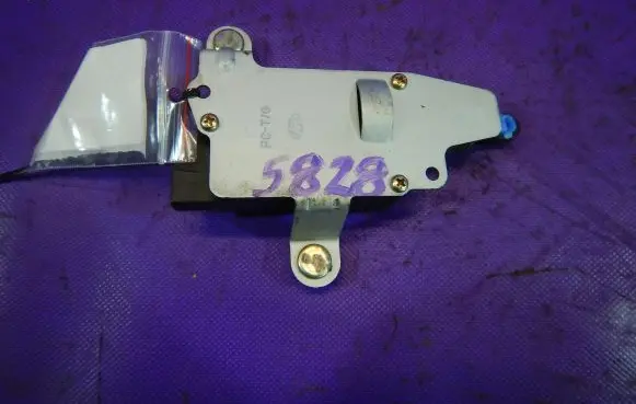 Hyundai Matrix Central locking motor 95750-17000