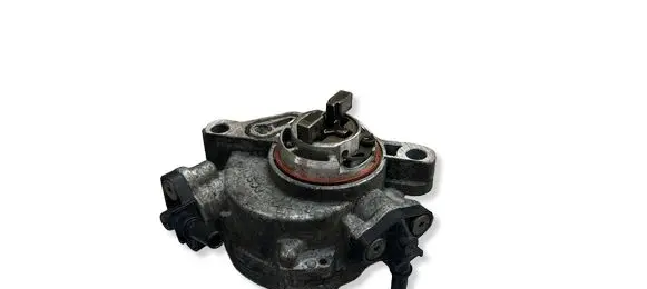 Ford Focus Vacuum pump 9804021880