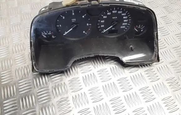 Opel Zafira A Speedometer (instrument cluster) 110080069003 24419561