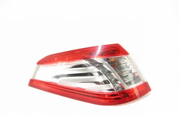 Peugeot 508 Rear/tail lights 9686779580
