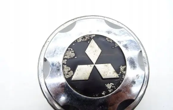 Mitsubishi L200 Original wheel cap MB816581