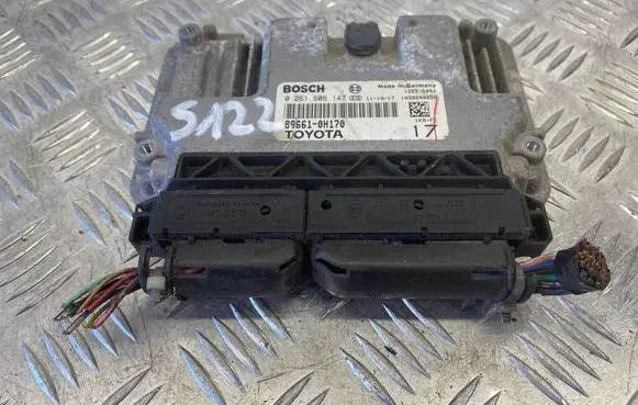 Toyota Aygo AB10 Engine control unit/module 896610H170 0261S06147