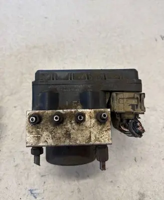 Toyota Verso-S ABS Pump 44540-52270 11604030240 8954152B90