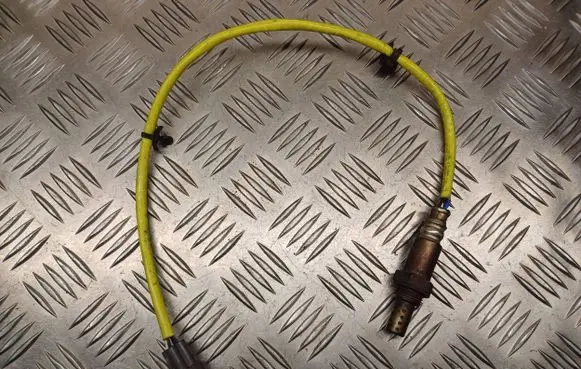 Subaru Impreza II Lambda probe sensor 22690AA520