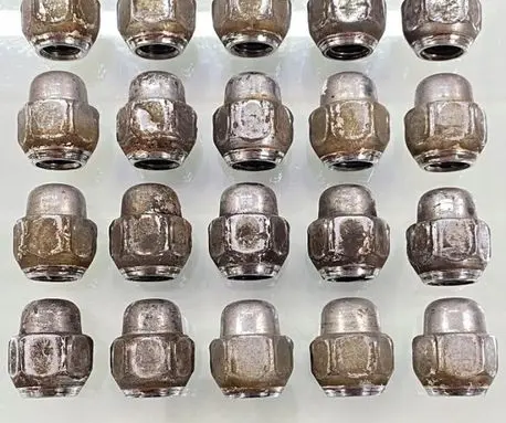 KIA Ceed Anti-theft wheel nuts and lock 