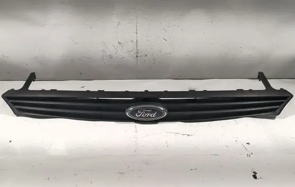 Ford Focus Front bumper upper radiator grill 98AB8200A