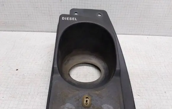 Opel Movano A Fuel tank cap trim 004406 P576