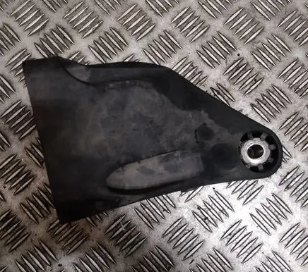 Mercedes-Benz E W213 Engine mounting bracket