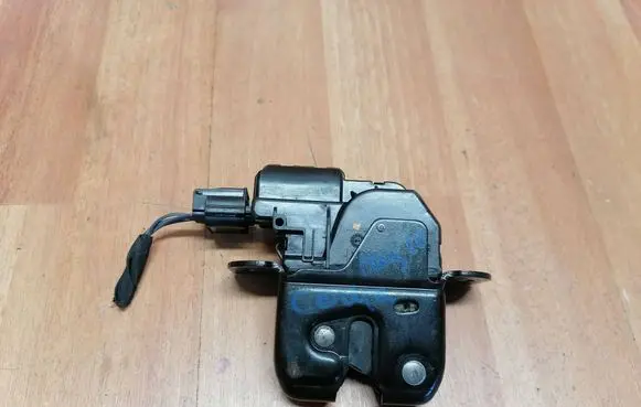Renault Megane III Tailgate/trunk/boot lock/catch/latch 646300003R 846307169R 905039428R