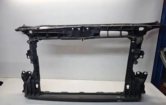 Audi A3 S3 8P Front bodywork piece 