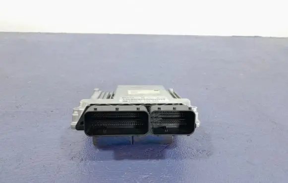 BMW 5 E60 E61 Engine control unit/module ECU 7793574