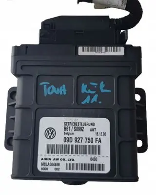 Volkswagen Touareg I Transfer box differential control unit 09d927750fa4car