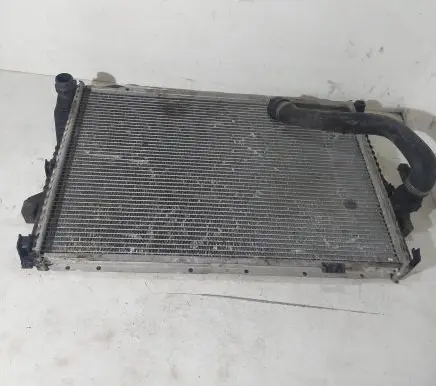 BMW 5 E39 Coolant radiator 25791200