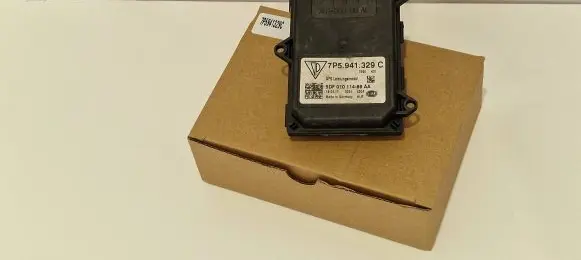 Porsche Cayenne (92A) Headlight ballast module Xenon 7P5941329C 5DF01011469A