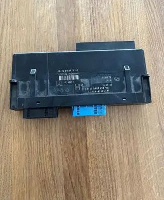 BMW 3 E90 E91 Comfort/convenience module 9187536 6359187536