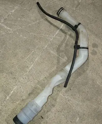 Maserati Levante Window washer liquid tank fill tube 670032344 B805