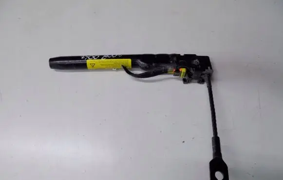 Peugeot 3008 I Front seatbelt 34039736D