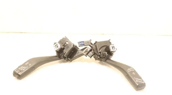 Volkswagen Touran I Light switch