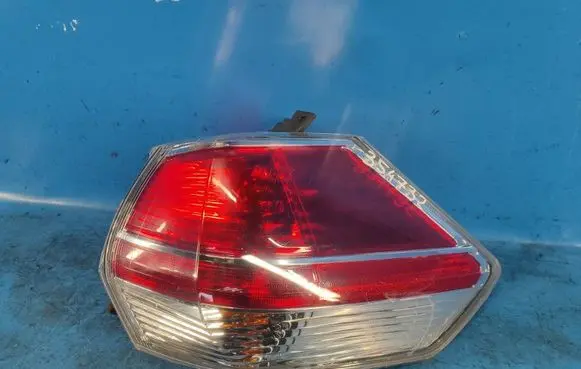 Nissan X-Trail T32 Boot/trunk interior light 265504BA0A