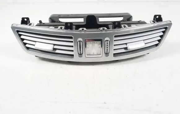 Mercedes-Benz S W221 Dash center air vent grill A2218300954