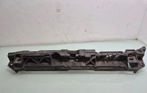 Top upper radiator support slam panel