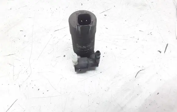 Volvo XC90 Windscreen/windshield washer pump 1S7117K624FE