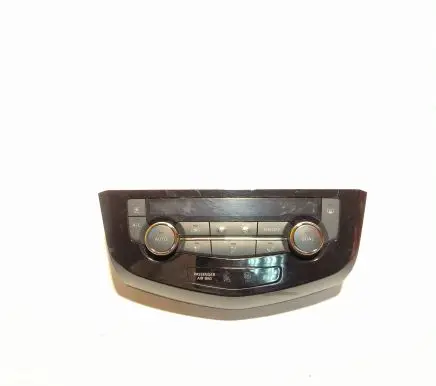Nissan X-Trail T32 Climate control unit 275004EA0A