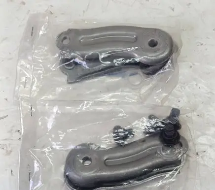 Ford Puma Seat back rest lock catch 2283866