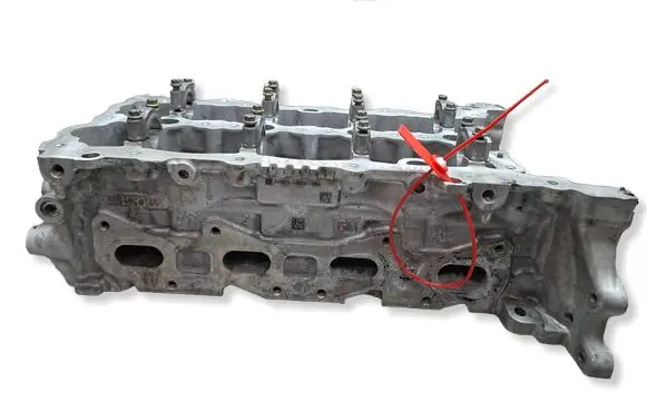 Opel Astra J Engine head S27635206