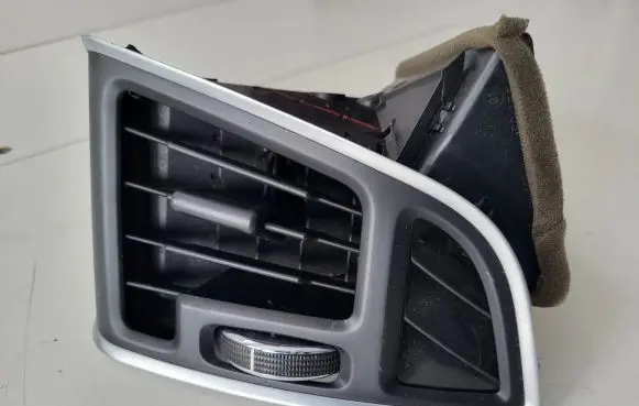 Ford C-MAX II Dashboard side air vent grill/cover trim AM51R018B08