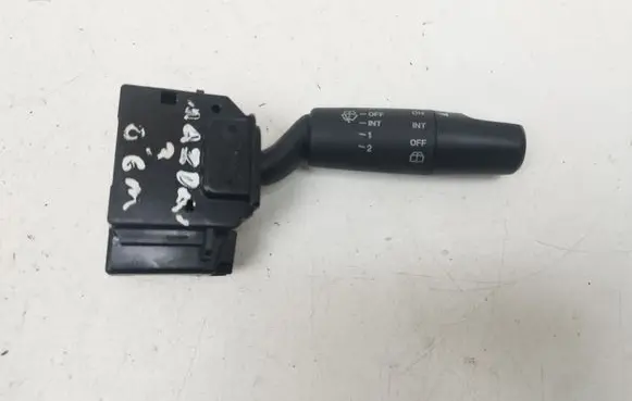 Mazda 3 I Wiper control stalk 17D682