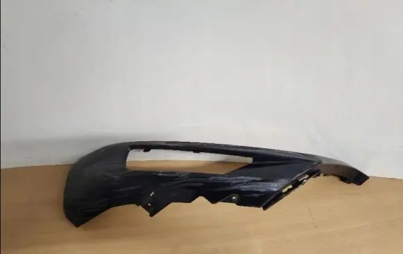 Volvo XC90 Front bumper splitter molding 31383801