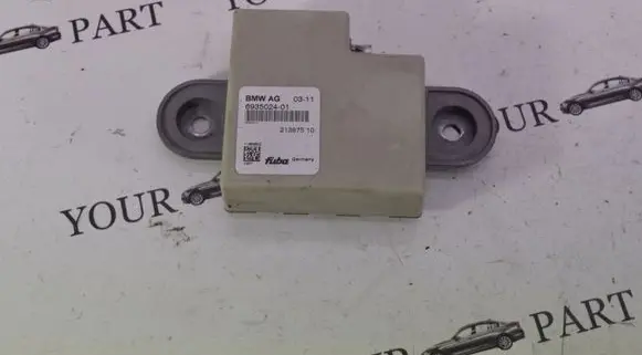 BMW 5 E60 E61 Antenna control unit 6935024