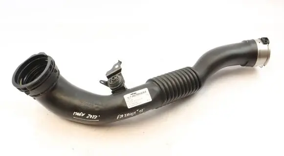 BMW 3 F30 F35 F31 Intercooler hose/pipe 7604033 13717604033 70380539