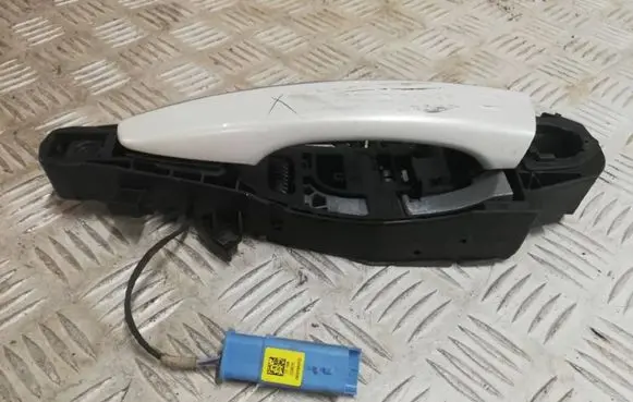 Citroen DS7 Crossback Front door exterior handle 9820341080 V23983 2708221032