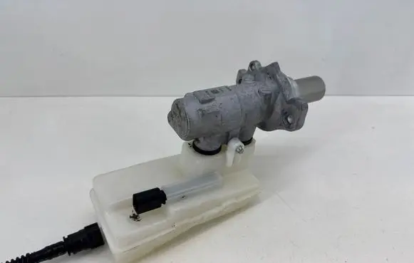 Volkswagen ID. Buzz Master brake cylinder 1N3611301A