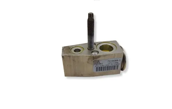 Opel Astra J Air conditioning (A/C) expansion valve 70180683 HFC134A