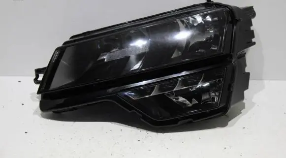 Skoda Karoq Headlight/headlamp 57B941015A 0020503706 2PL8918