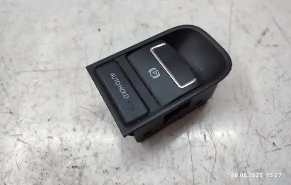 Volkswagen Tiguan Hand brake release handle 5N0927225