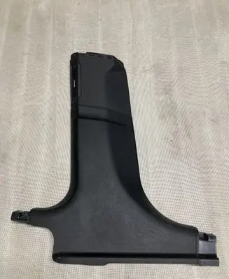 (B) pillar trim (bottom)