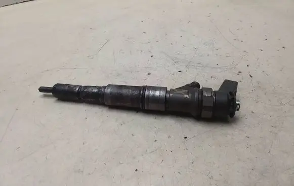 BMW 5 E60 E61 Fuel injector 0445110216 7793836