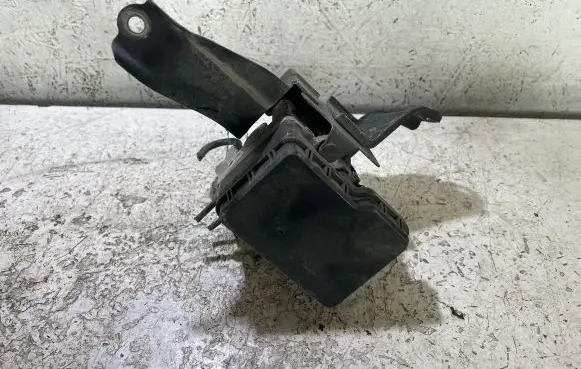 Toyota RAV 4 (XA20) ABS Pump 8954142050 1338000020 4451042080