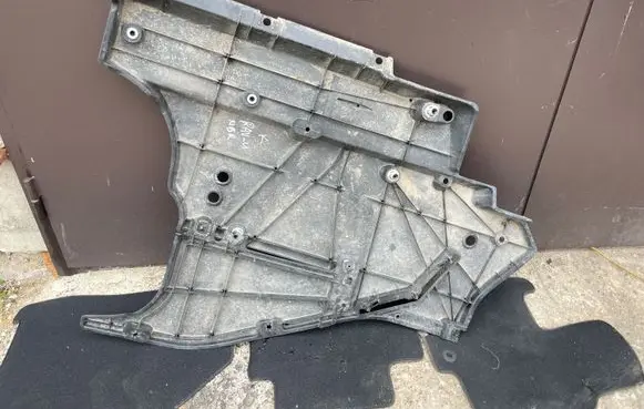 Toyota RAV 4 (XA50) Center/middle under tray cover 5816642030