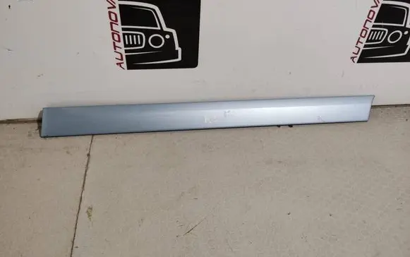 Audi A3 S3 8P Rear door trim (molding) 8P3853699C
