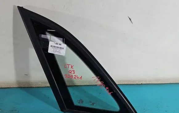 Audi Q3 8U Rear side window IMPRK1480946