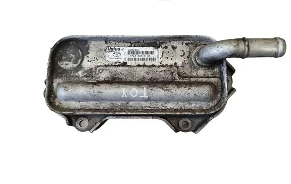 Toyota Avensis T250 Engine oil radiator 15710-0r010-00