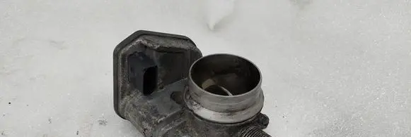 BMW 3 E90 E91 Throttle valve 7791481 B52940078